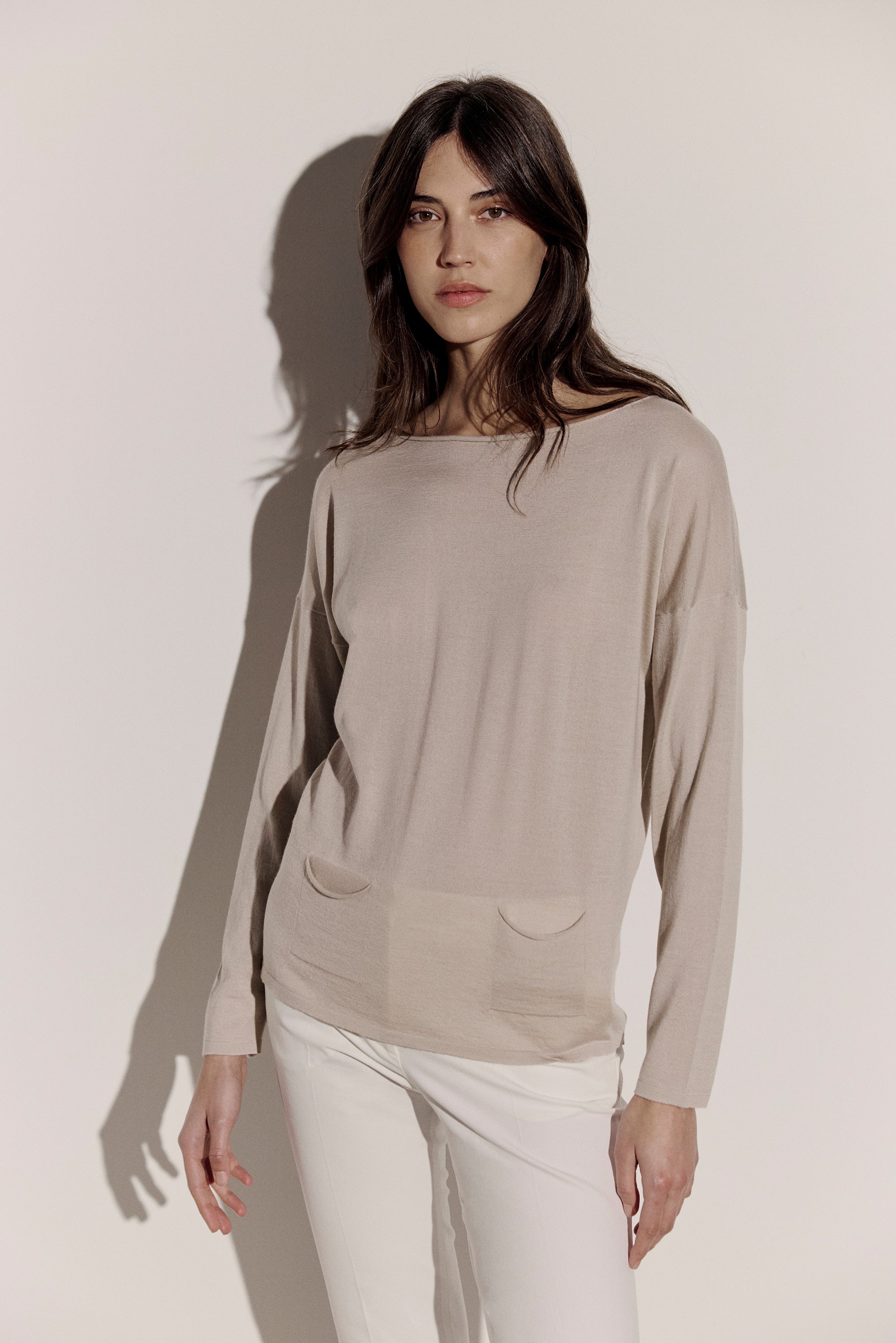 Long sleeve top with pockets