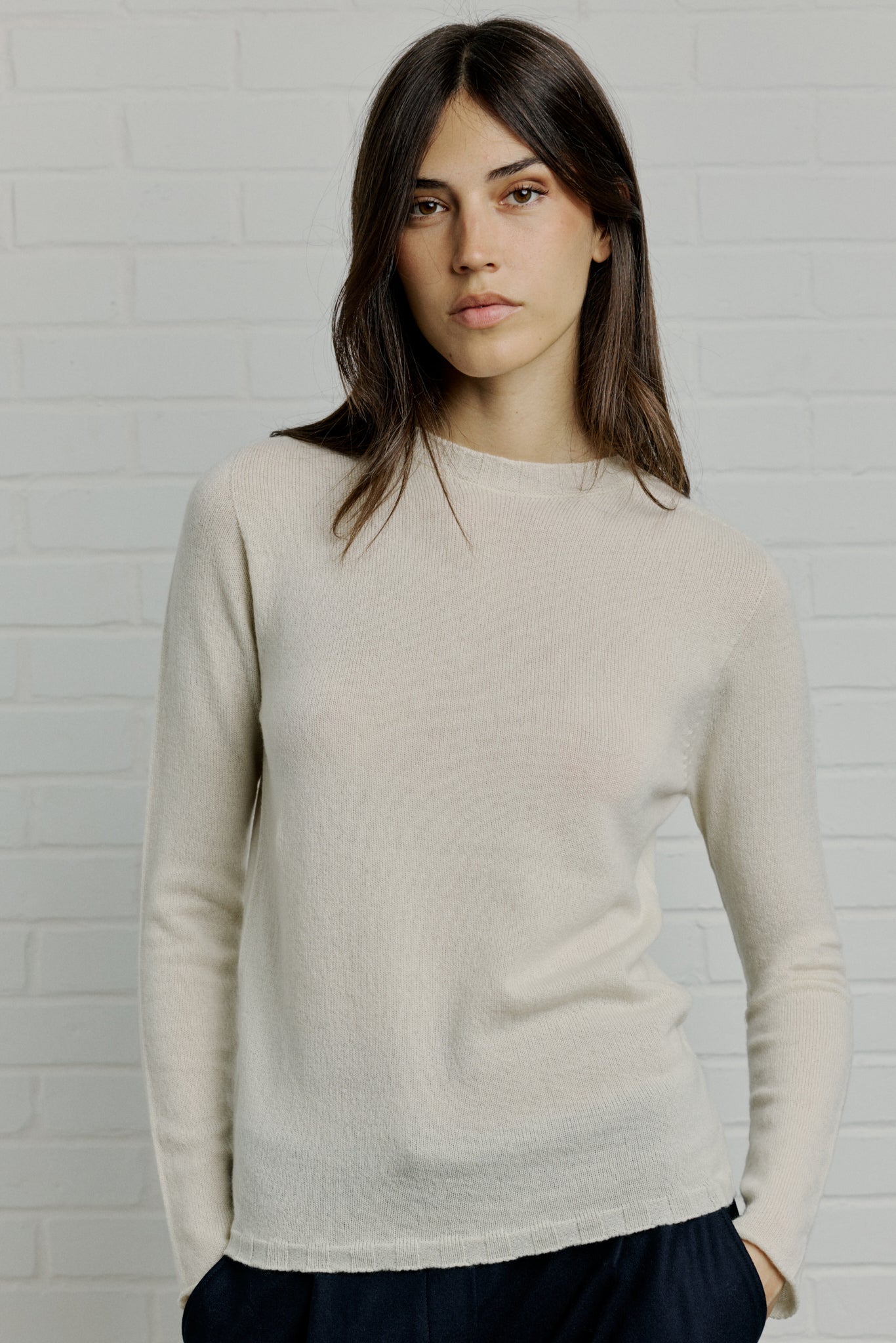 GIROCOLLO Round-neck cashmere sweater