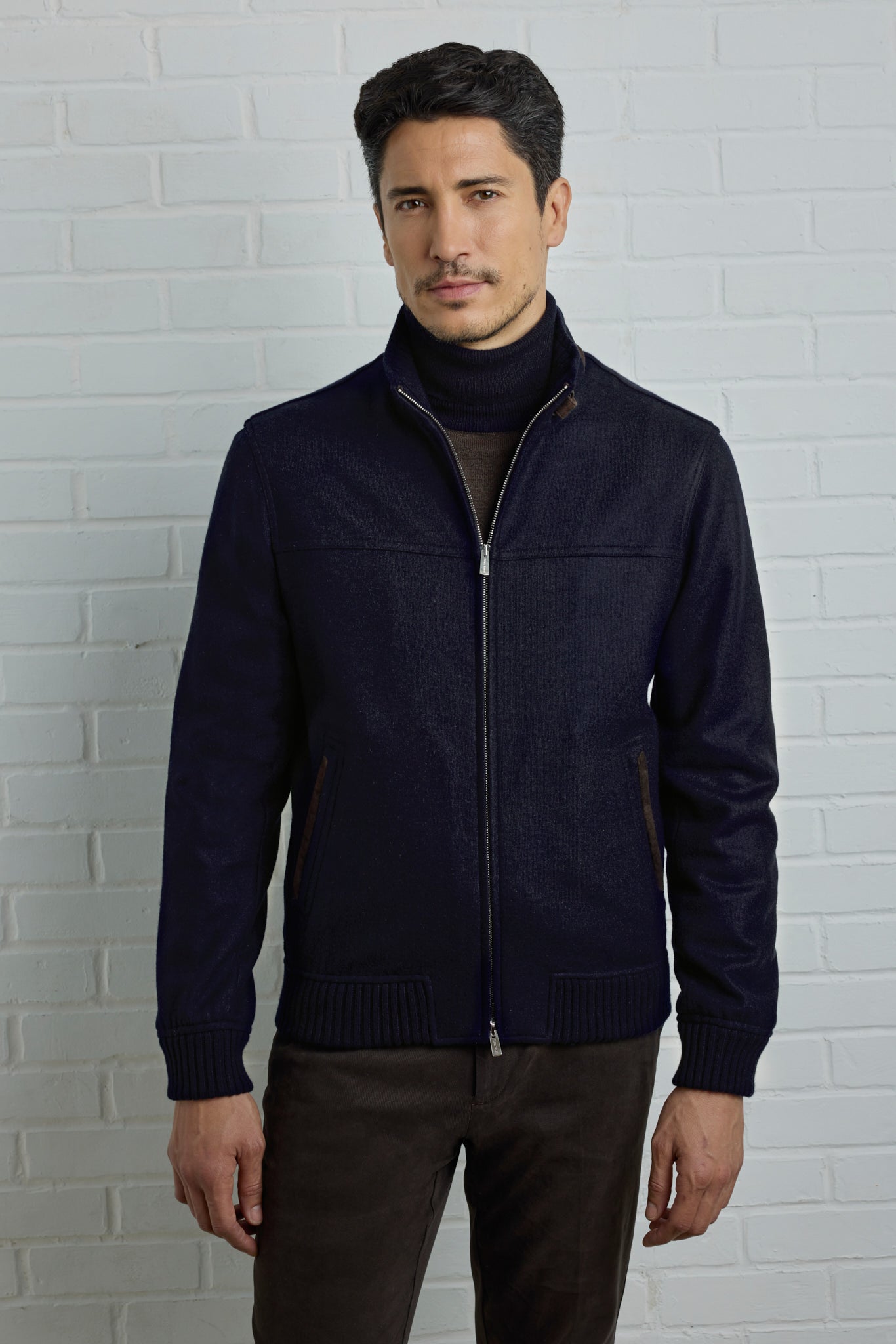 Blouson bomber CONFORT en Ultimum cashmere® felt et détails en suede ultra light