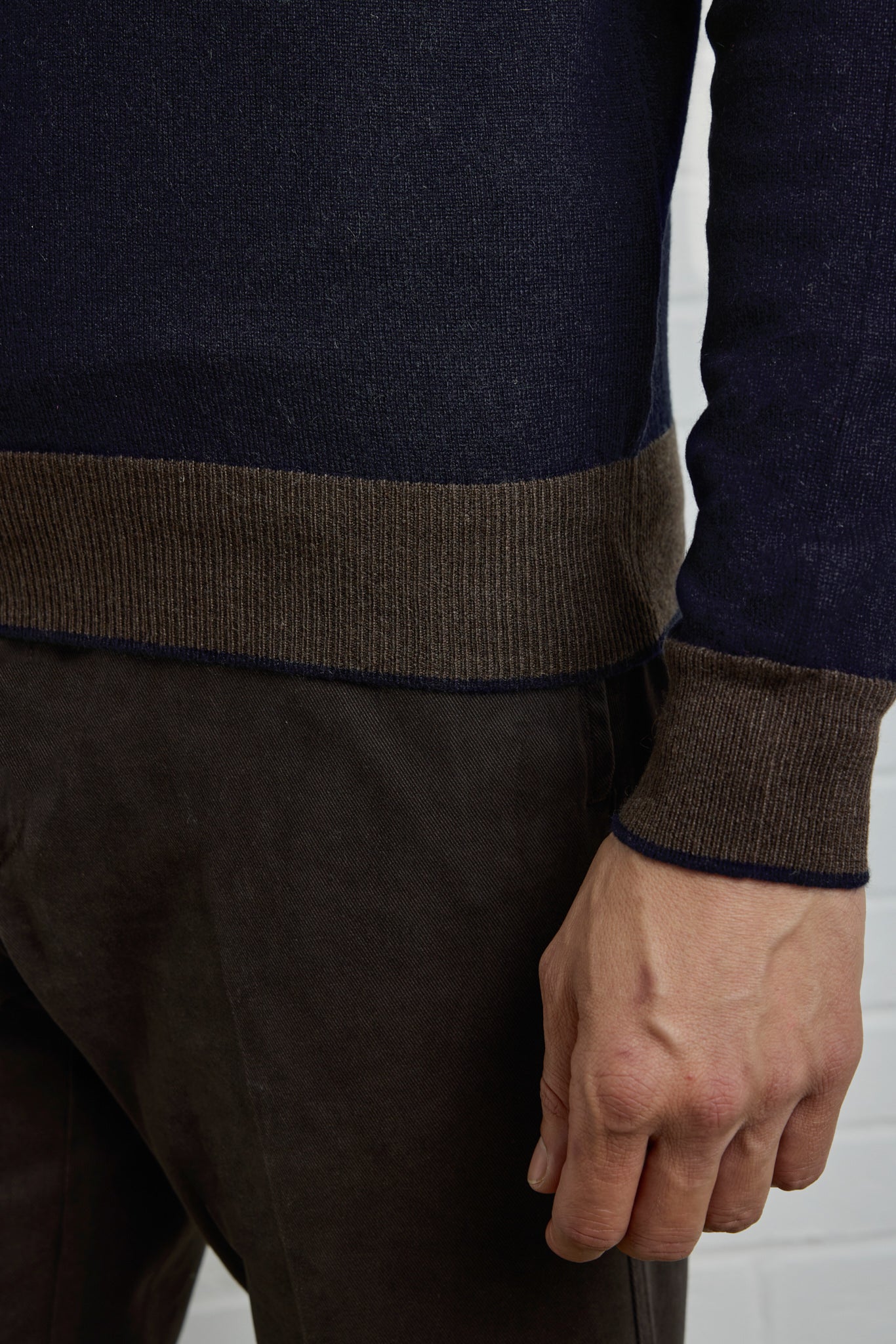 Two-tone double polo collar sweater in Ultimum cashmere®