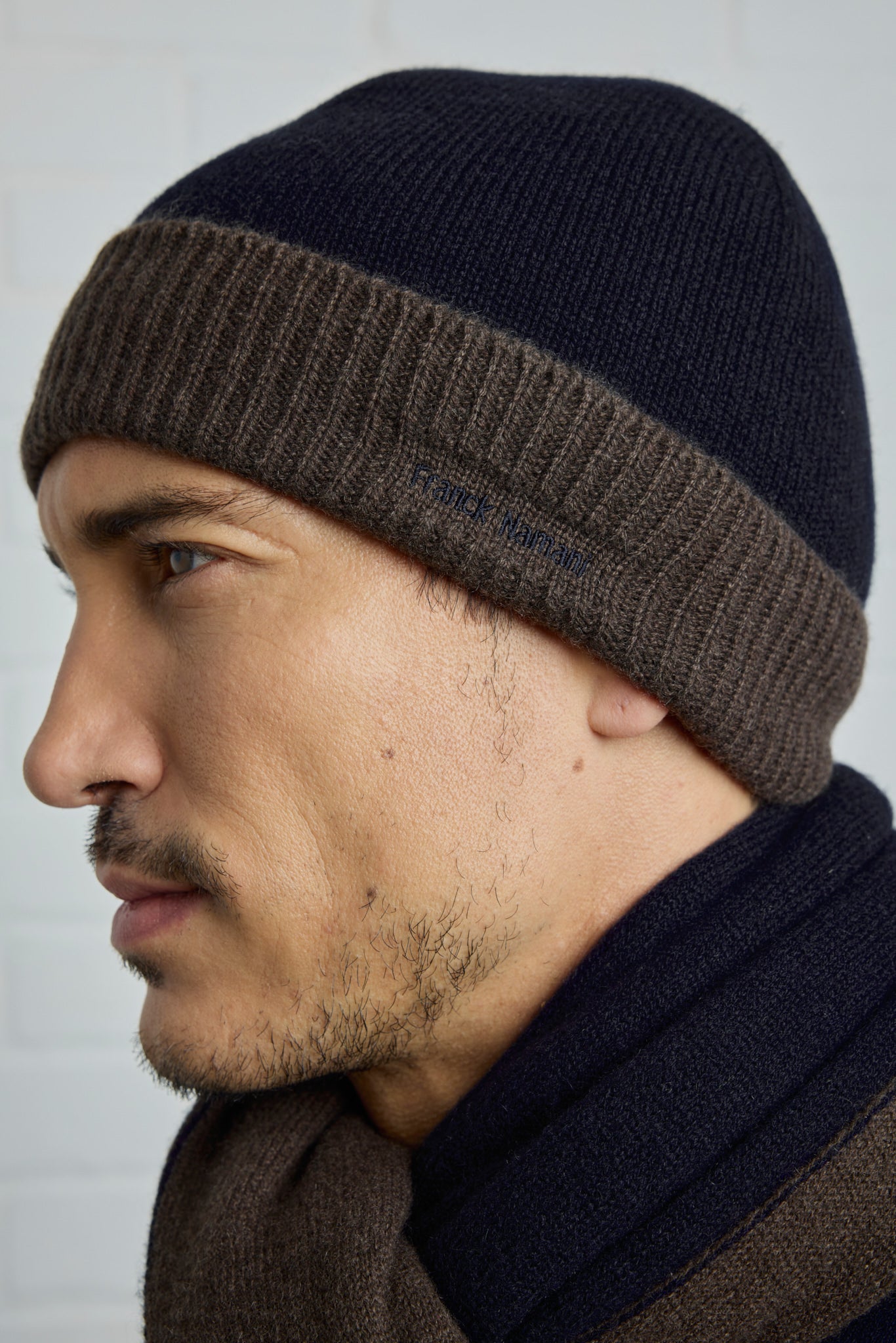 Bonnet bicolore en Ultimum cashmere® avec revers en bords-côtes