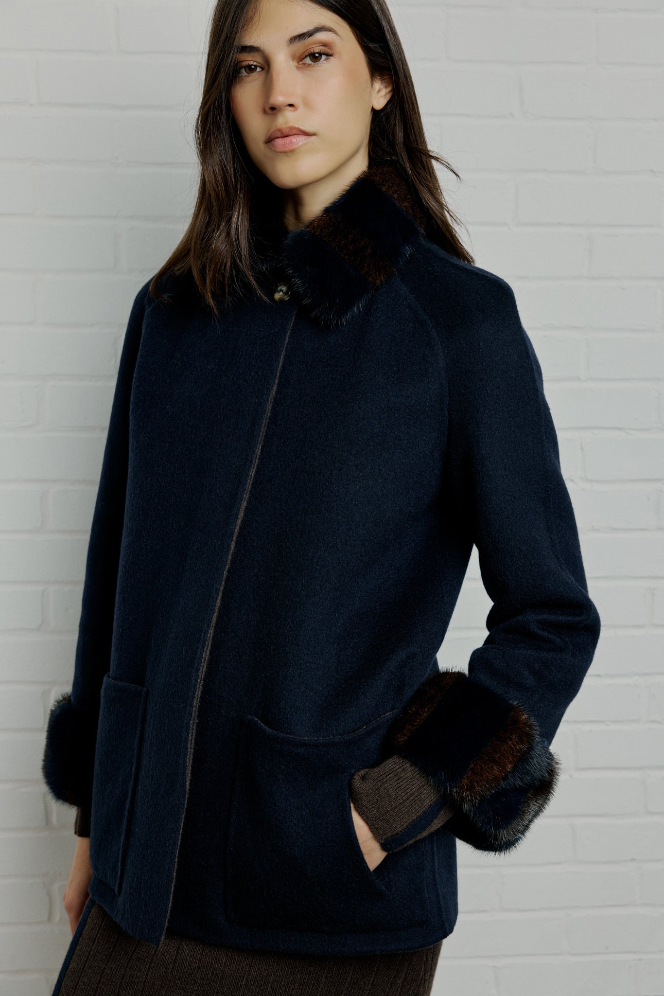 GIOVANNA 3/4 double cashmere coat with two-tone mink details