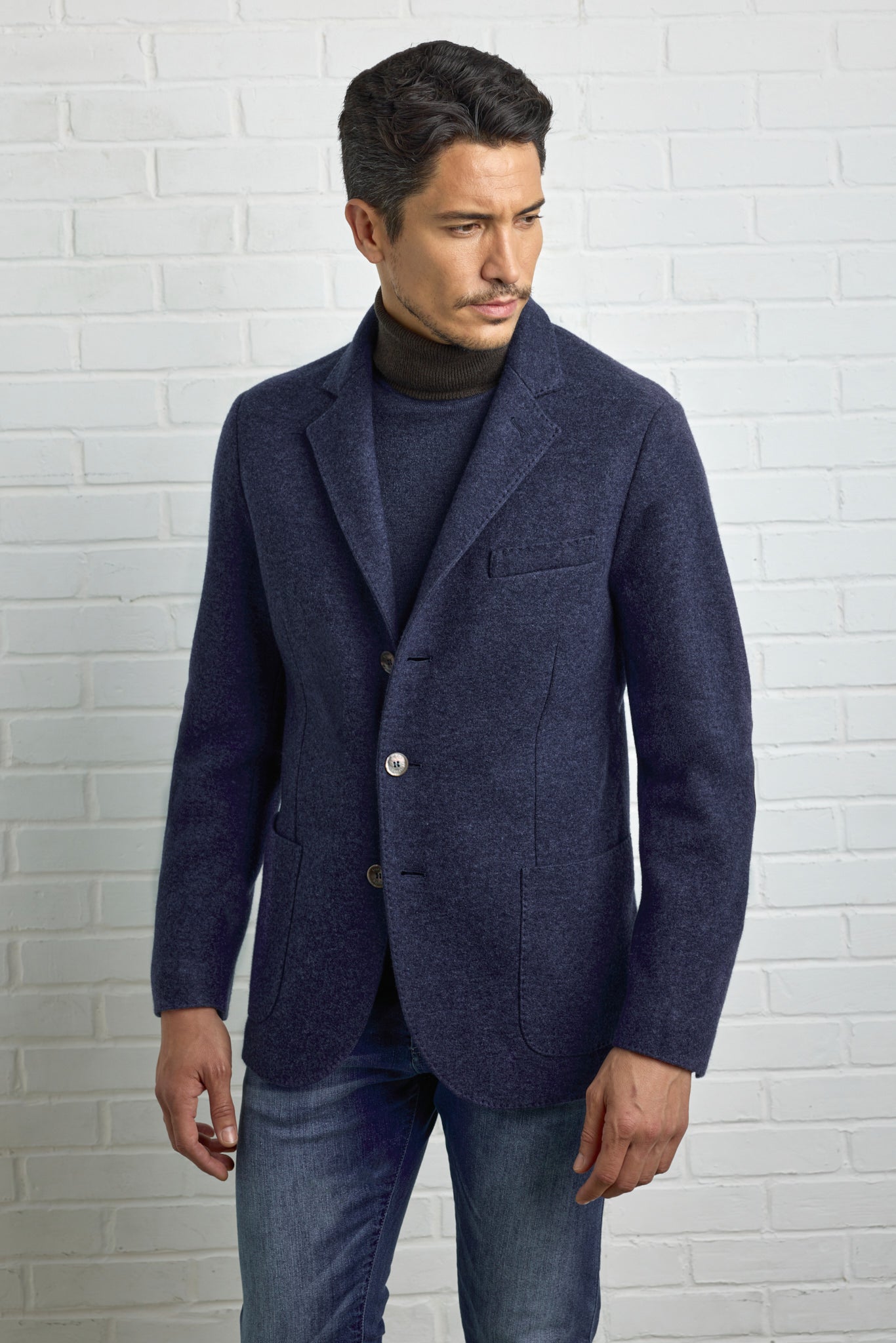 Veste en Ultimum cashmere® felt et détails en suede ultra light