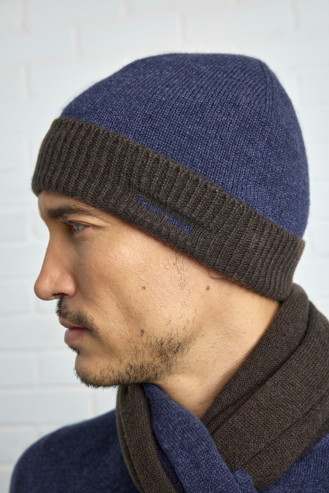 Two-tone beanie with ribbed cuffs