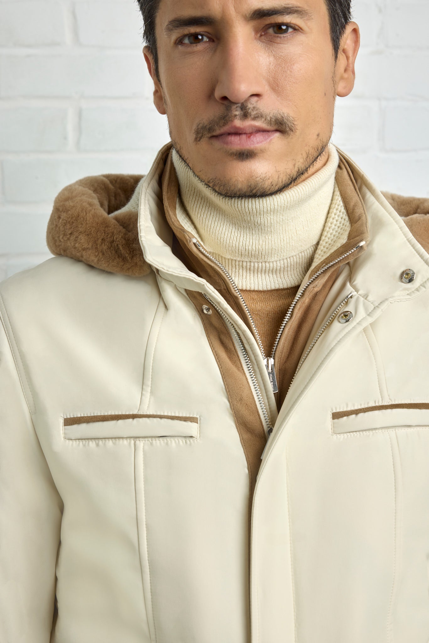 ELVIS Parka with hood, double stand-up collar including a removable plastron 