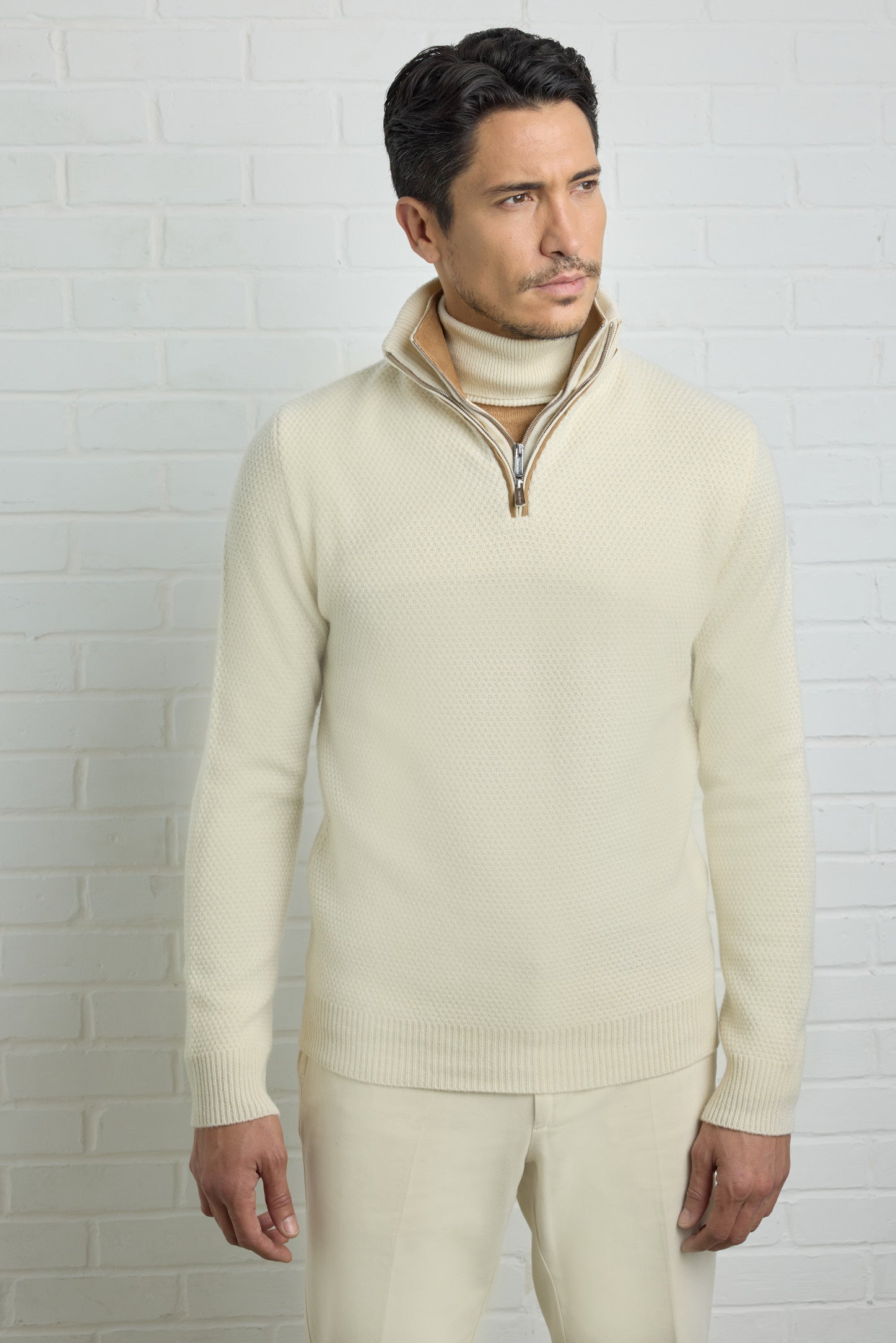 EVER Ultimum cashmere® caviar stitch sweater, double collar and ultra light suede details