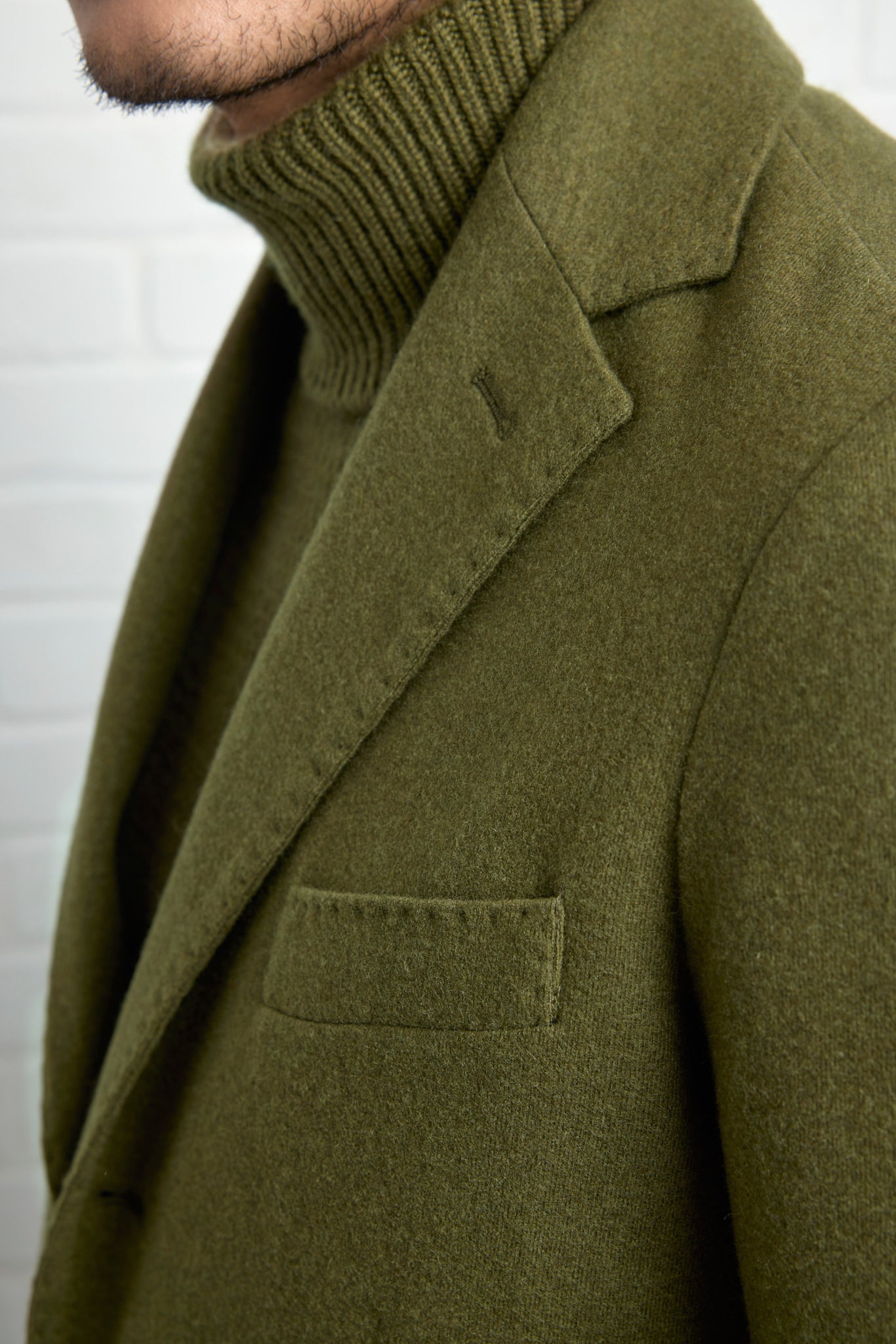 Veste en Ultimum cashmere® felt et détails contrastés en suede ultra light