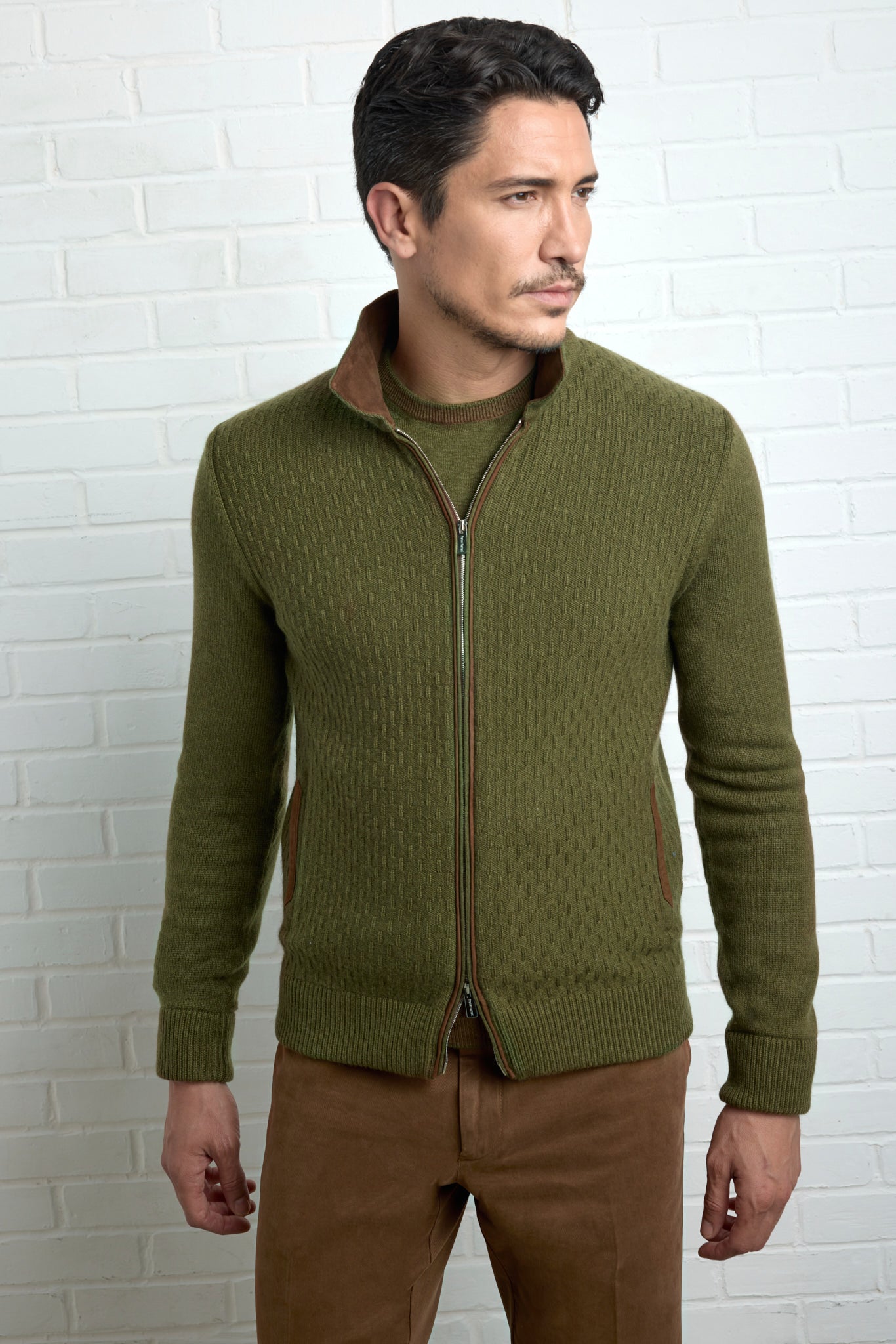 IAN RAIN Ultimum cashmere® cardigan and ultra light suede details